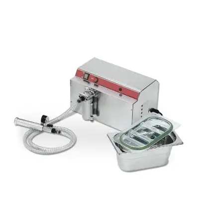 Vacuum machines for containers