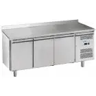 Refrigerated counter with upstand - Stainless steel AISI 201 - Mod M-GN3200TN-FC - Gastronorm 1/1 (cm 53 x 32,5) - Ventilated - 3 doors - Gross capacity 417 liters - Temperature +2°/+8°C - Dimensions cm L 179,5 x D 70 x H 95