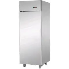 UPRIGHT FRIDGE - STAINLESS STEEL AISI 304 - VENTILATED COOLING - Mod. BG06ETN - CAPACITY: LT 600 - N. 1 DOOR - TEMPERATURE 0/+10°C - Dimensions cm L 71 x D 70 x H 203/210 - EC standards