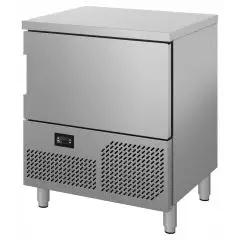 BLAST CHILLER - MOD B05FDP12 - Air cooling - Tray capacity N 5 x GN 1/1 (cm 53x32,5) or N 5 cm 60x40 - Positive abatement yield +80&deg; +3&deg; (Kg 12) - Negative abatement yield +80&deg; -18&deg; ( Kg 12 ) - Dimensions L 75 cm x D 70 cm x 85 cm H