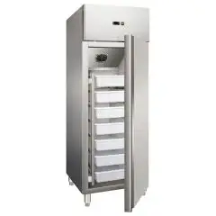 UPRIGHT FRIDGE IN STAINLESS STEEL - VENTILATED - Mod CZ 600 HMUL - N. 1 DOOR - LOCK - CAPACITY LT 537 - TEMPERATURE -5° /+5°C - Dimensions cm L 68 x D 81 x H 200 - CE Standard