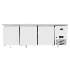REFRIGERATED TABLE - STAINLESS STEEL - VENTILATED COOLING - Mod.B-EPF3485-S-GR - PASTRY-SPECIFIC - TRAYS 60 x 40 cm - 3 DOORS - CAPACITY 420 L - TEMPERATURE -2°/+8°C - Dim. L 201 x D 80 x h 84 cm - CE APPROVED
