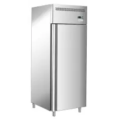 UPRIGHT FRIDGE - STAINLESS STEEL - STATIC COOLING - Mod. G-GN600TN-FC - GASTRONORM 2/1 (cm 65x53) - SINGLE SOLID DOOR - GROSS CAPACITY LT 700 - TEMPERATURE RANGE -2°/+8°C - Dimensions cm L68 x D81 x h201 - CE APPROVED