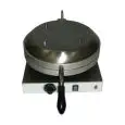 ELECTRIC CAST IRON CREPE MAKER - MOD. CREPESMATIC1 - COOKING SURFACE Ø cm 40 - DIMENSIONS cm L 40 X D 65 X h 26,5 - SUPPLY V 230/50Hz SINGLE PHASE - POWER W 3200 - EC STANDARDS