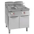 GAS FRYER - MELTING LINE - MOD. FG9213MT - "MELTING" TECHNOLOGY: PROGRAMMED AND GRADUAL INTERMITTENT ELECTRONIC TEMPERATURE CONTROL - N. 2 LT TANKS. 13 + 13 OIL - N. 1 NEUTRAL COMPARTMENT WITH TWO DOORS - DIMENSIONS Cm L 80 X P 90 X h 90 - Weight Kg 140