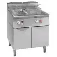 GAS FRYER - MELTING LINE - MOD. FG9217MT - "MELTING" TECHNOLOGY: PROGRAMMED AND GRADUAL INTERMITTENT ELECTRONIC TEMPERATURE CONTROL - N. 2 LT TANKS. 17 + 17 OF OIL - N. 1 NEUTRAL COMPARTMENT WITH TWO DOORS - DIMENSIONS Cm L 80 X P 90 X h 90 - Weight Kg 14