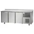 REFRIGERATED COUNTER WITH UPSTAND - STAINLESS STEEL AISI 304 - Mod. UG03M60AL - VENTILATED COOLING - N. 3 DOORS - TEMPERATURE 0°/+10°C - Dimensions cm. L 191 x D 60 x H 95/102 - EC standards